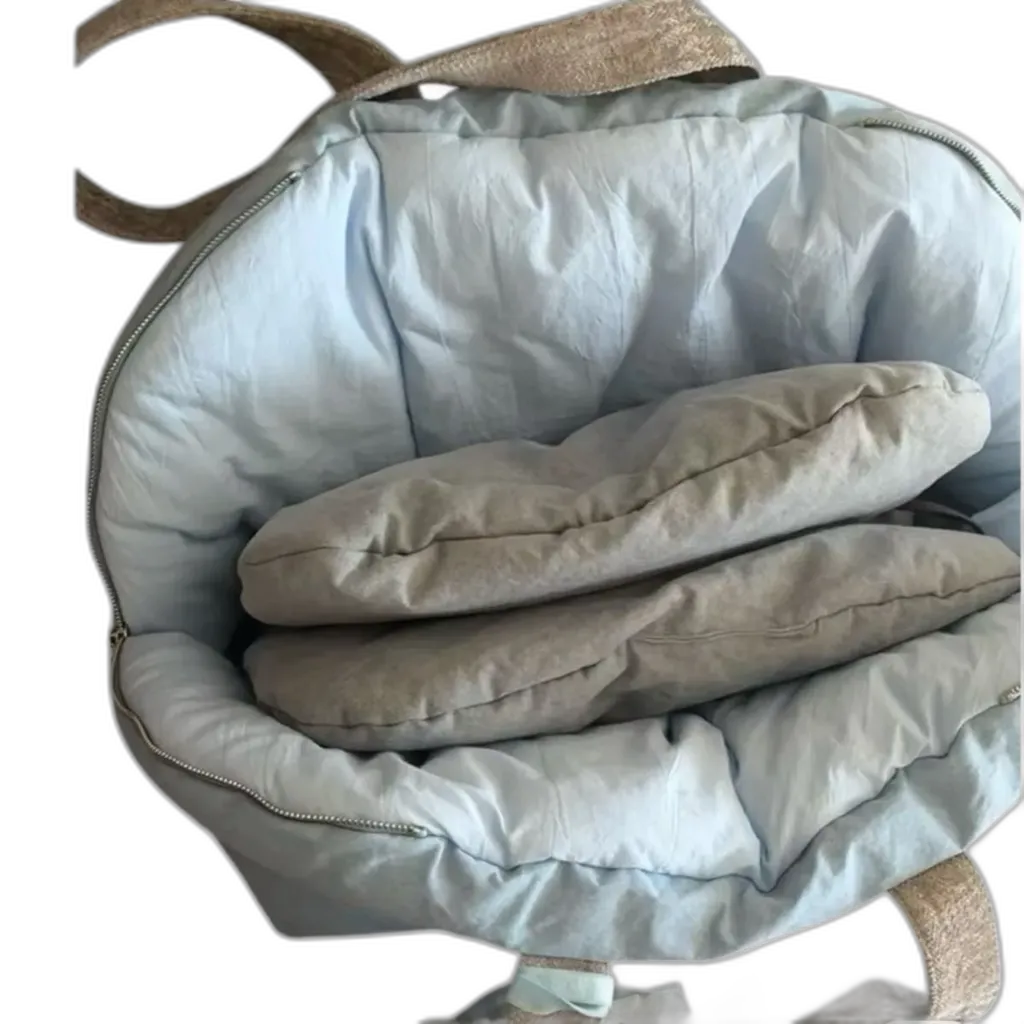 The Sugar Bear Carrier